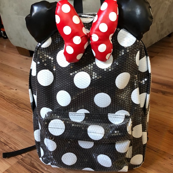 Disney World Handbags - ✨Authentic✨Genuine Minnie Mouse Sequined Backpack